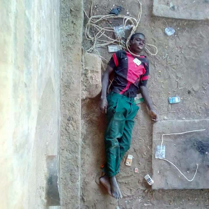 Man Commits Suicide By Hanging In Jigawa State (Disturbing Photo) - Crime -...