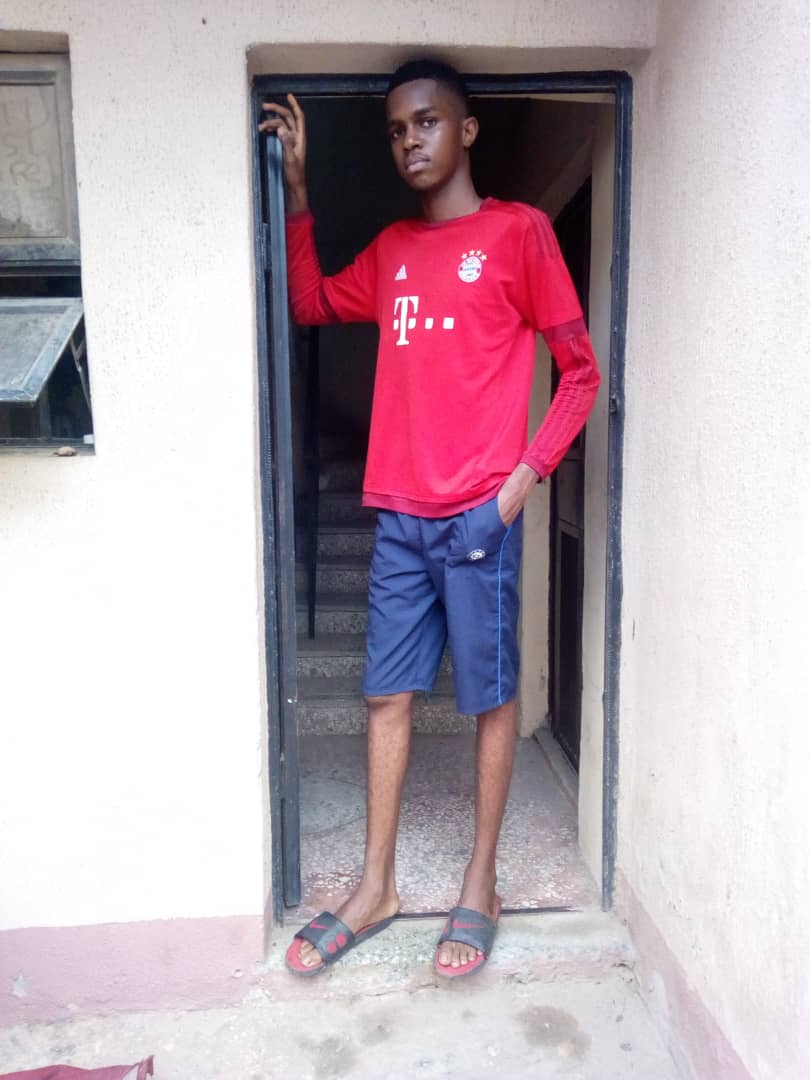 Meet Fortune Ibe, The Tallest 15 -Year-Old Teenager In ...
