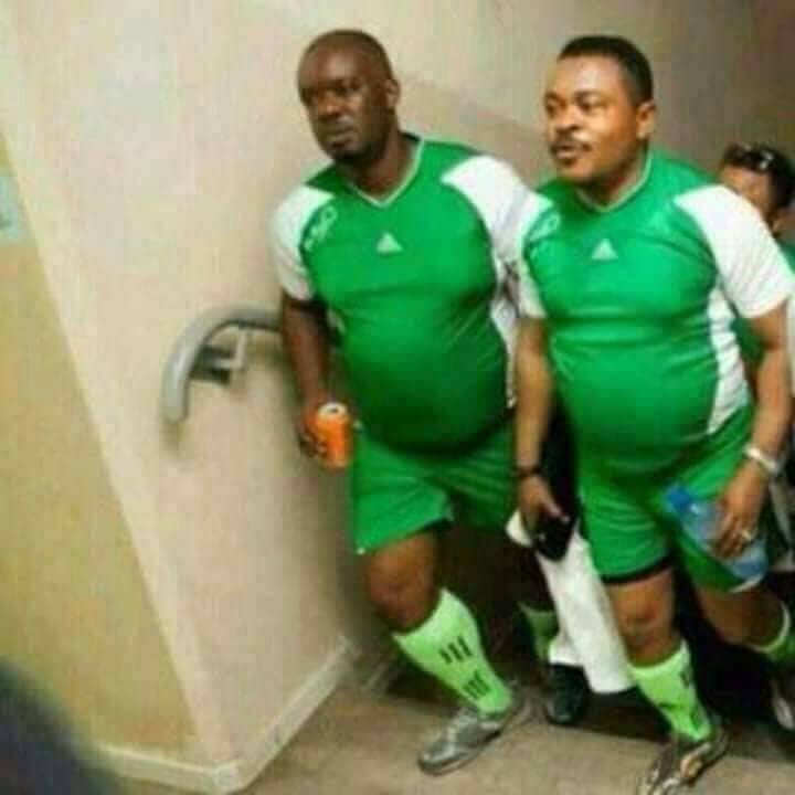 ZEbet Nigeria on X: Football Challenge⁉️ Can you guess what club football  team this is? First 10 correct predictions get ₦500 in betting credit  Good luck.. #WeSpeakYourGame #NationsLeague  / X
