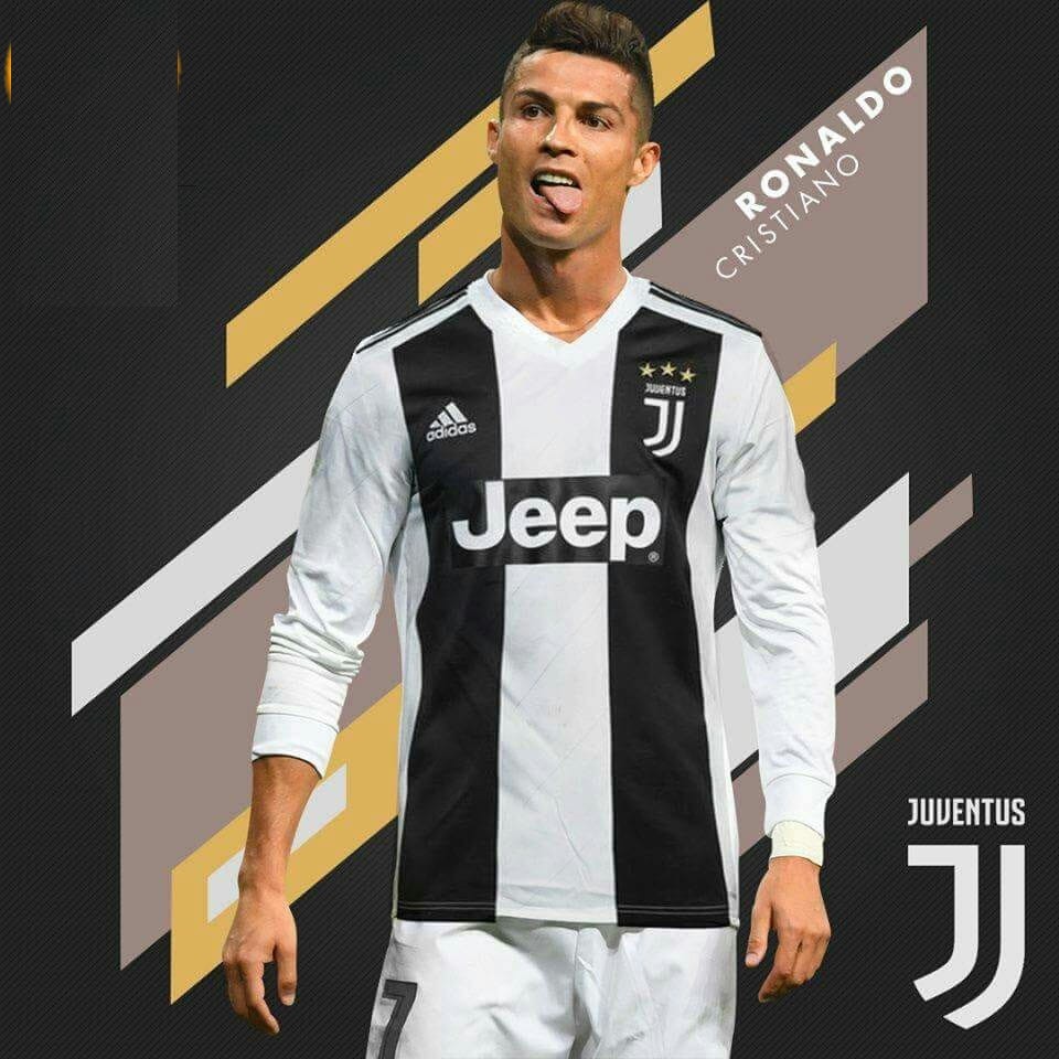 Siêu sao bóng đá Cristiano Ronaldo đã chuyển sang CLB Juventus và được kì vọng sẽ mang tới những chức vô địch cho đội bóng. Ngắm nhìn hình ảnh của anh chàng này trong màu áo Juventus sẽ khiến cho những Fan của CR7 cực kì hạnh phúc.