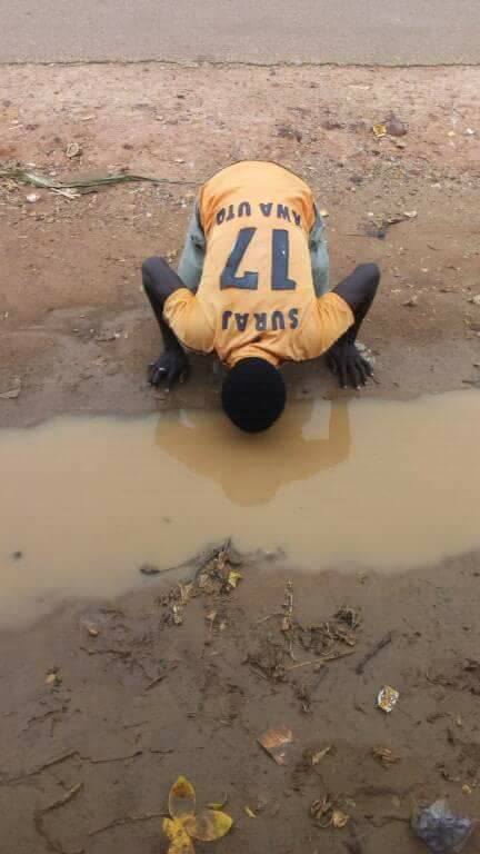  Defection: Man Drinks Muddy Water To Show Support For Senator Kwankwaso (Photos) 