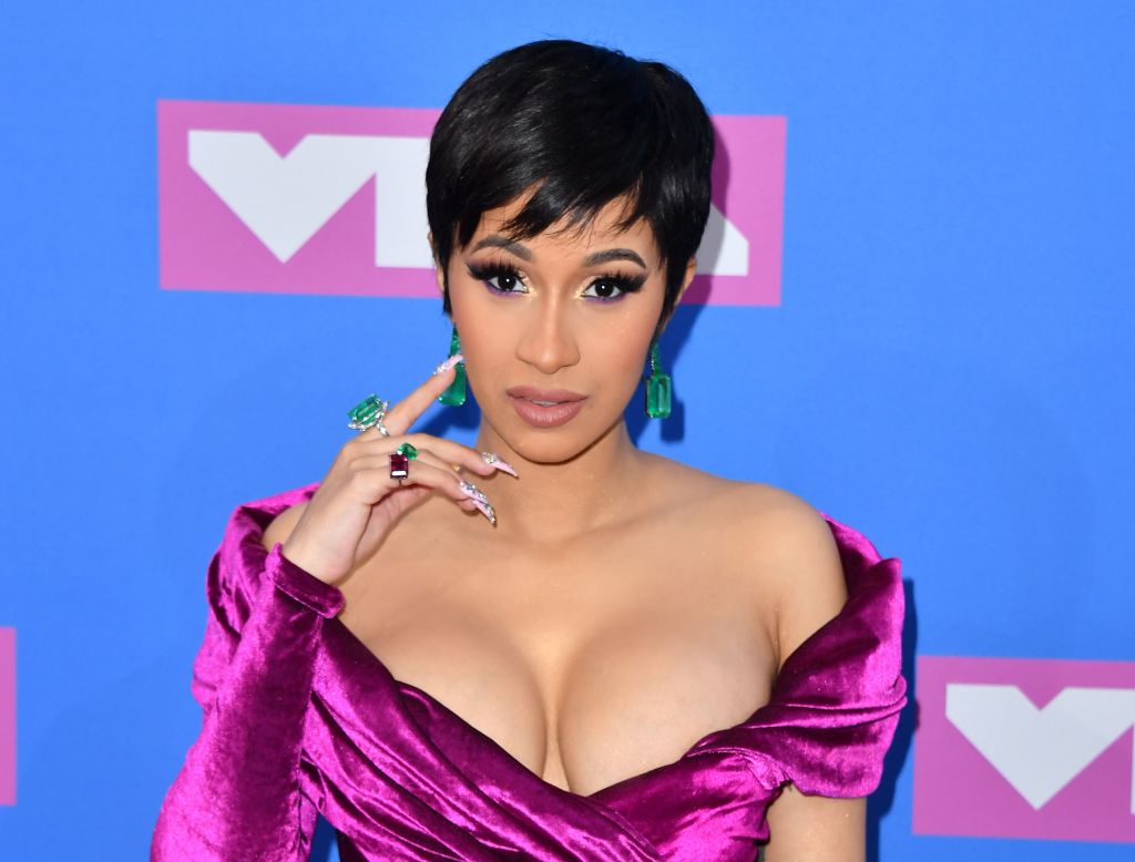 Cute Sexy Pictures Of Top Rapper Cardi B At Vma Awards(boobs) - Nairaland /...