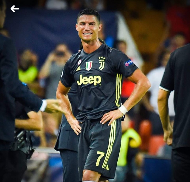 Cristiano Ronaldo Receives Red Card On UCL Debut With ...
