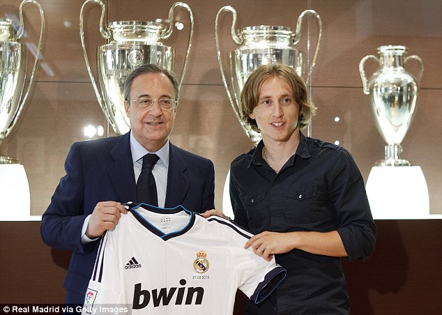 Louka Modric Unveiled As A Real Madrid Player - Photos And Interview - European Football (EPL, UEFA, La Liga) - Nigeria
