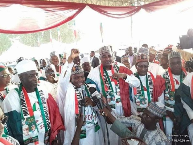 Gov Tambuwal Visits Sultan Of Sokoto As PDP Flag Off Campaign In Sokoto