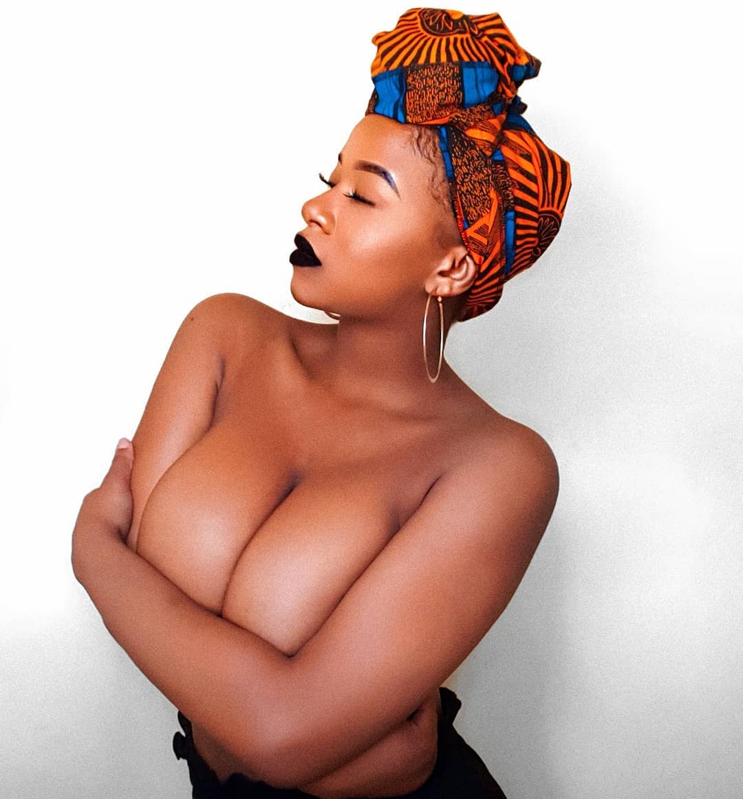 Abby Chioma has taken to her Instagram page to share a bawdy photo of herse...
