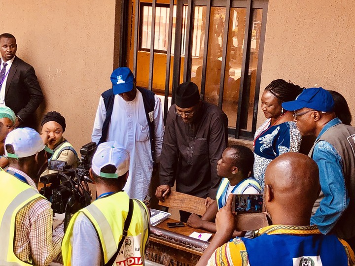  INEC Chairman, Mahmood Yakubu Visits FCT Polling Units (Photos) 8951135_img20190309154006_jpeg0cf1bf383e460c792b4b69ba688f4ef5