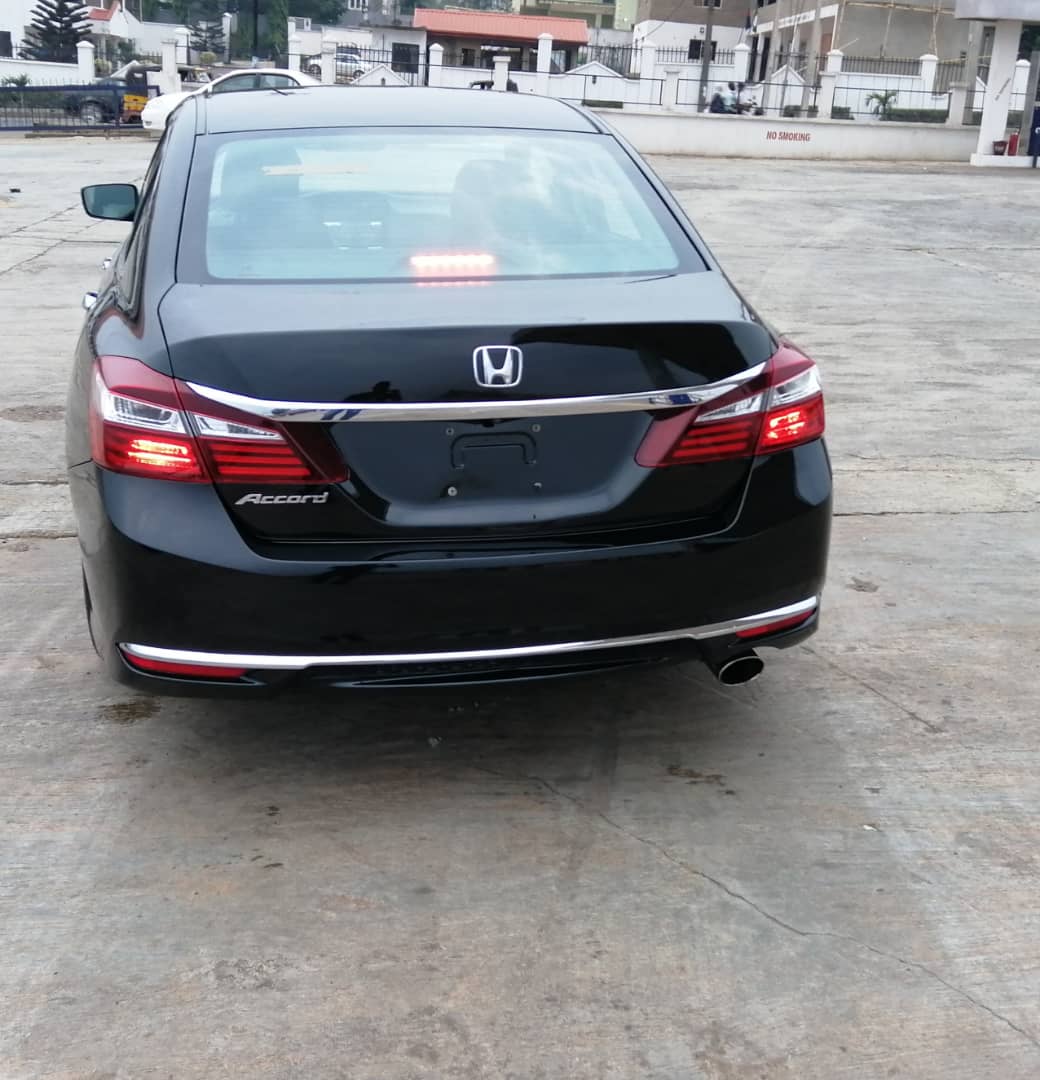 2016 Honda Accord Available For Sale In Ibadan 6.9M