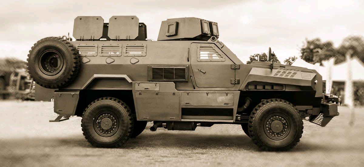 Модернизированная нигерийская бронированная машина ARA II класса MRAP STANAG, автомобиль, нигерийская, уровня, машины,  отличается, более, ранних, разработок, интегральным, корпусом , монококовой, конструкции , Уровень, защиты, бронированной, Оригинал, повышен, формулой, увеличена