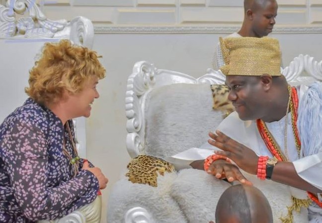 British High Commissioner, Catriona Laing Visits Ooni Of Ife [photo]